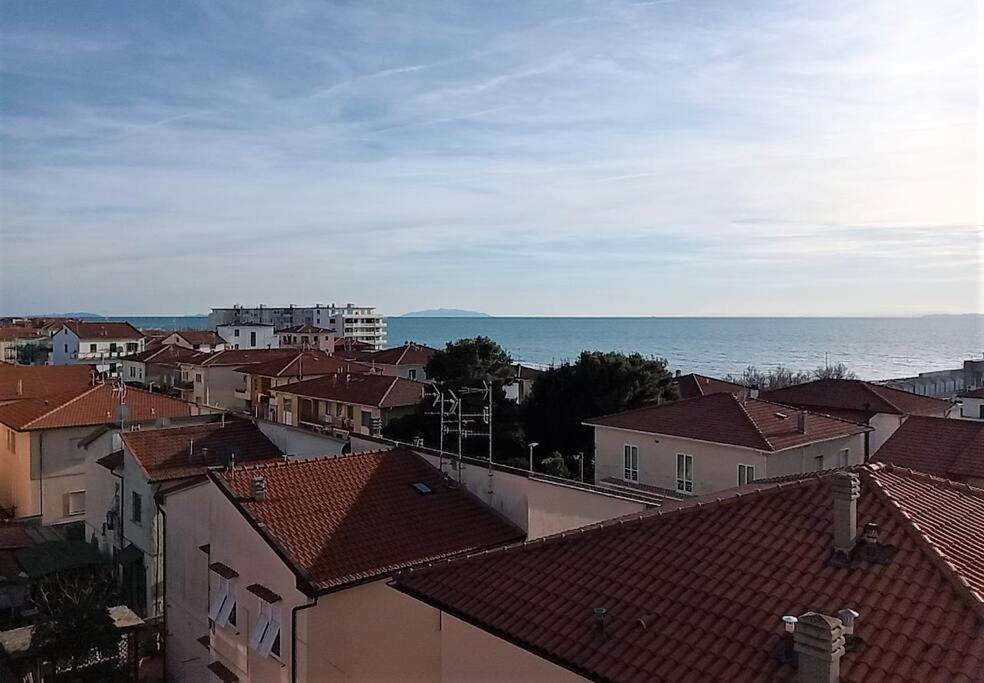 Appartamento A 50 Mt Dal Mare Rosignano Solvay Εξωτερικό φωτογραφία