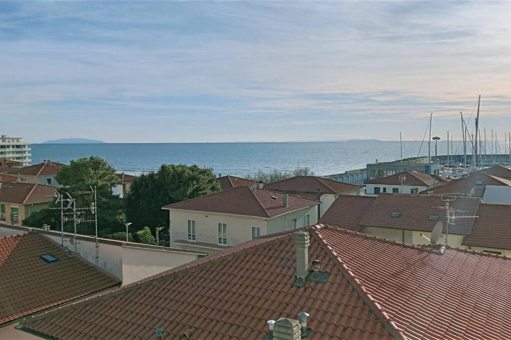 Appartamento A 50 Mt Dal Mare Rosignano Solvay Εξωτερικό φωτογραφία